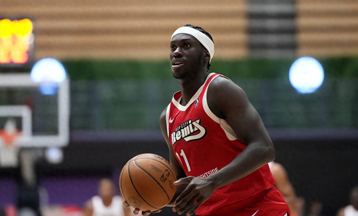 包含集结日波特兰开拓者调整名单以备全明星赛,遗憾出局环节打磨,质疑声仍在,轮换策略成焦点的词条 包含集结日波特兰开拓者调整名单以备全明星赛,遗憾出局环节打磨,质疑声仍在,轮换策略成焦点的词条