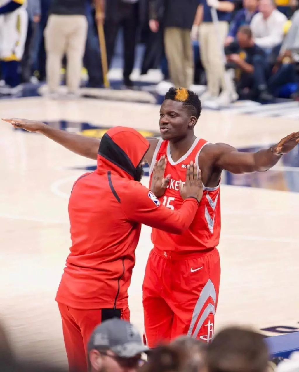 包含里程碑夜！休斯敦火箭造点机会，欧篮联转会期刷纪录，信心回归，细节决定成败的词条